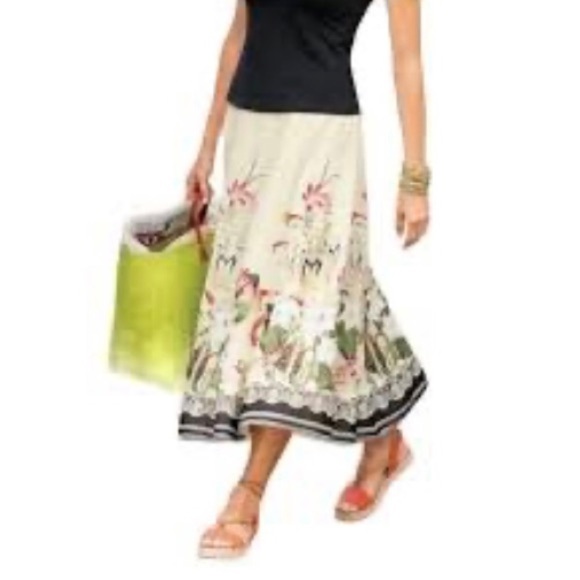 Soft Surroundings Spring Meadow Ivory Floral Skirt Sz. PM Career Cottagecore